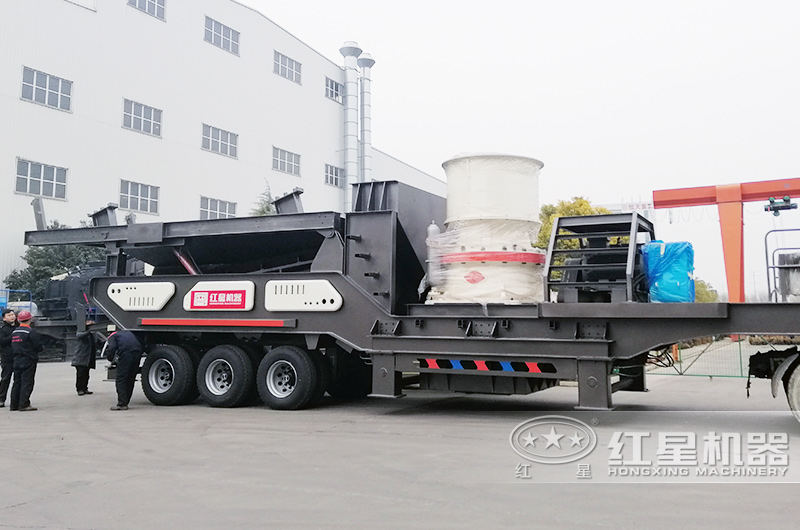 時(shí)產(chǎn)30-300噸流動(dòng)式磕石子機(jī):圓錐破碎機(jī) 時(shí)產(chǎn)30-300噸流動(dòng)式磕石子機(jī):圓錐破碎機(jī)