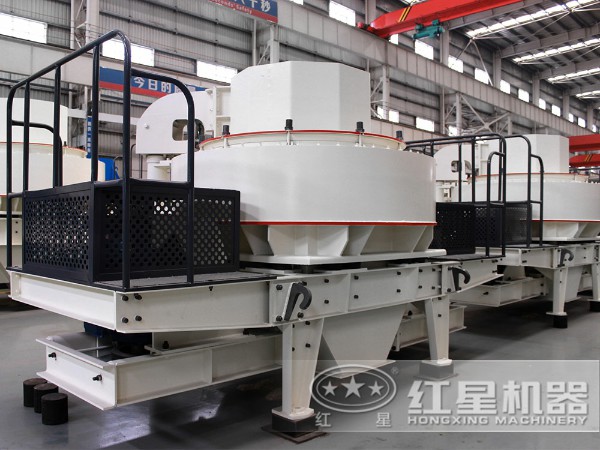 青石制砂機(jī) 青石制砂機(jī)