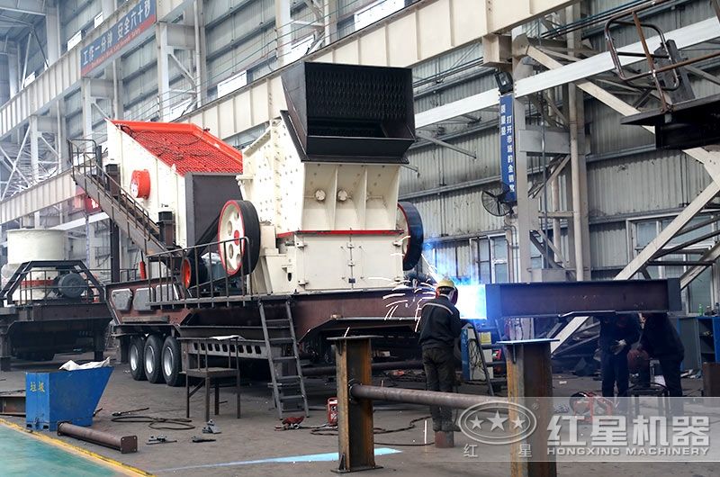 時產150噸建筑垃圾移動破碎機,可定制 時產150噸建筑垃圾移動破碎機,可定制