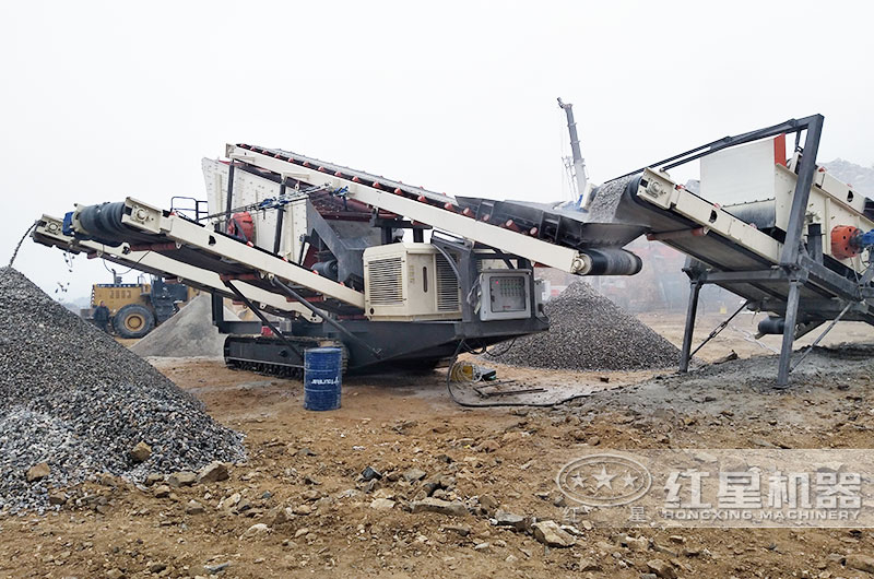 河北青石移動破碎生產線現(xiàn)場實拍3 河北青石移動破碎生產線現(xiàn)場實拍3