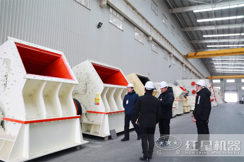 PCZ重錘式破碎機(jī)廠家 PCZ重錘式破碎機(jī)廠家