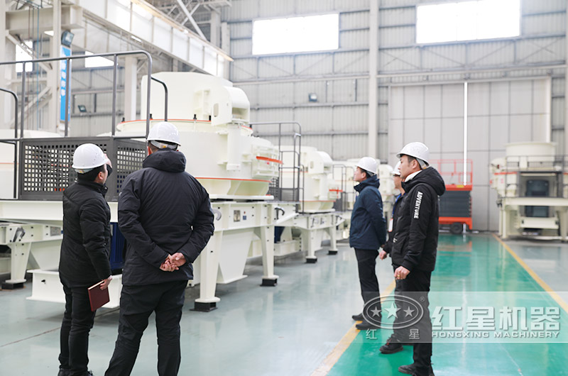 內(nèi)蒙賈老板來(lái)廠參觀考察 內(nèi)蒙賈老板來(lái)廠參觀考察