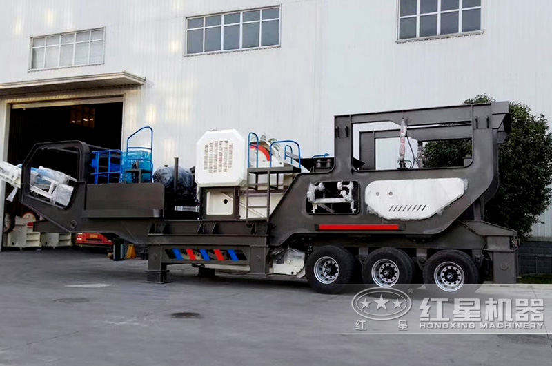 鄂破移動(dòng)式破碎機(jī) 鄂破移動(dòng)式破碎機(jī)