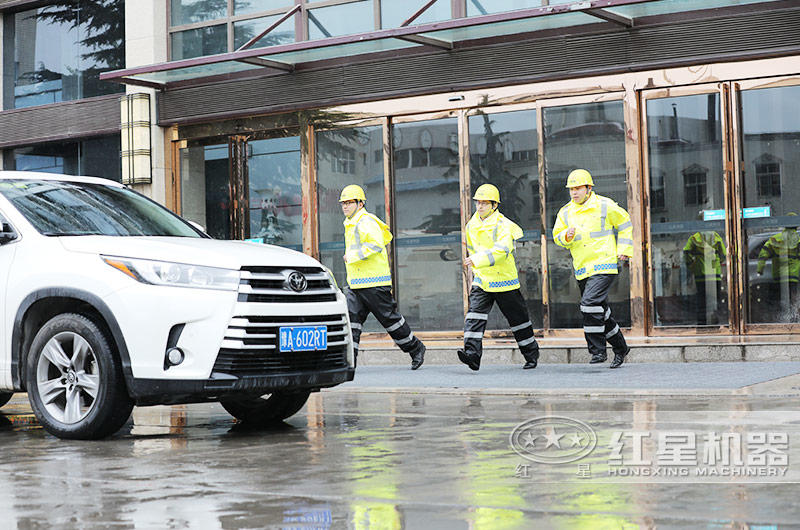 隨時隨地奔赴現場,讓您做到防疫和生產兩不誤 隨時隨地奔赴現場,讓您做到防疫和生產兩不誤