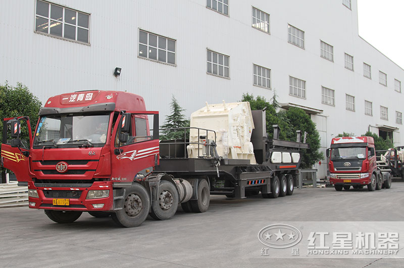 移動砂石料生產線直接開往用戶現場 移動砂石料生產線直接開往用戶現場