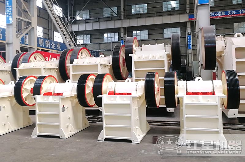 小型顎式粉碎機(jī)設(shè)備圖 小型顎式粉碎機(jī)設(shè)備圖