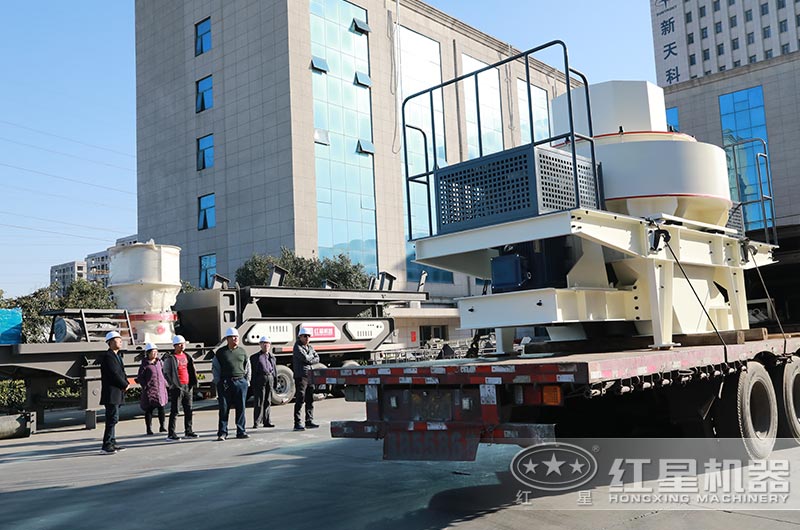 大型碎石磨砂機(jī)發(fā)貨現(xiàn)場(chǎng)圖 大型碎石磨砂機(jī)發(fā)貨現(xiàn)場(chǎng)圖