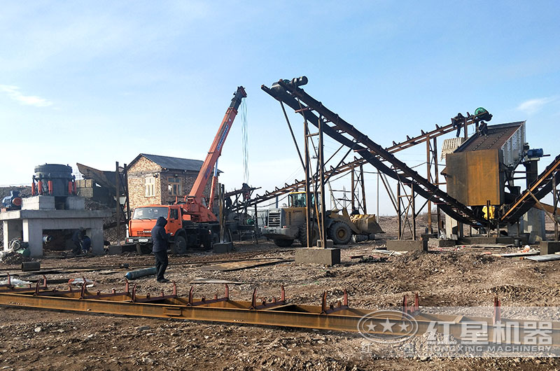 四川宜賓50萬方卵石制砂生產(chǎn)線安裝現(xiàn)場(chǎng) 四川宜賓50萬方卵石制砂生產(chǎn)線安裝現(xiàn)場(chǎng)