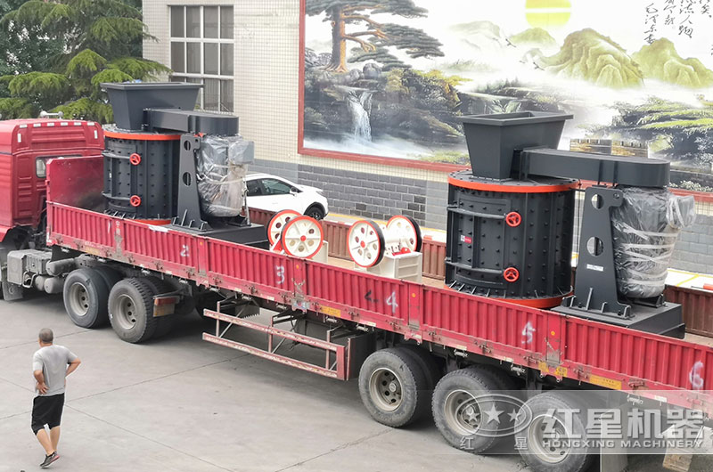 立式破碎機設備發(fā)貨現(xiàn)場 立式破碎機設備發(fā)貨現(xiàn)場