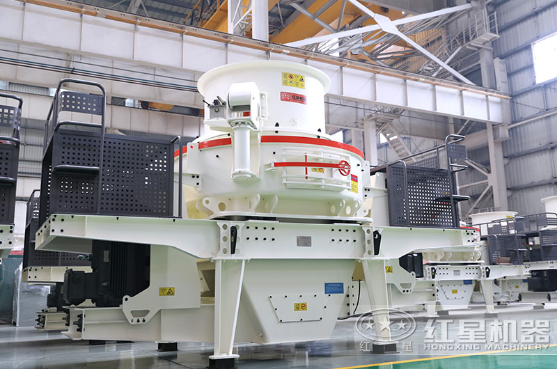 沖擊式碎石機(jī)圖片 沖擊式碎石機(jī)圖片