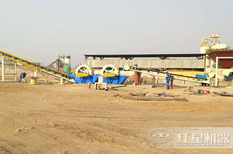 洗石子的機(jī)器工作現(xiàn)場實拍圖 洗石子的機(jī)器工作現(xiàn)場實拍圖