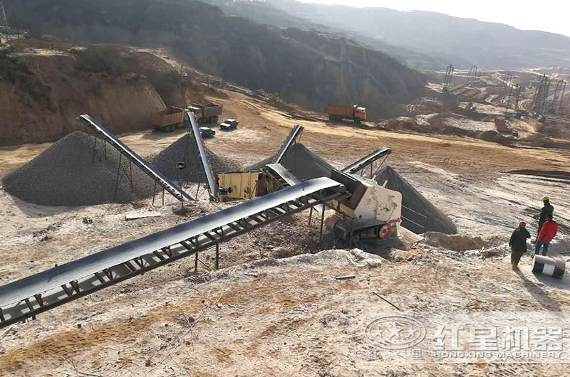 日產(chǎn)1000噸石頭反擊式破碎機(jī)生產(chǎn)現(xiàn)場 日產(chǎn)1000噸石頭反擊式破碎機(jī)生產(chǎn)現(xiàn)場