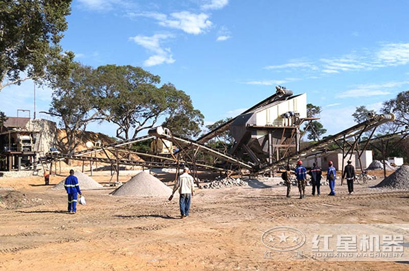 石料生產(chǎn)線現(xiàn)場圖片 石料生產(chǎn)線現(xiàn)場圖片