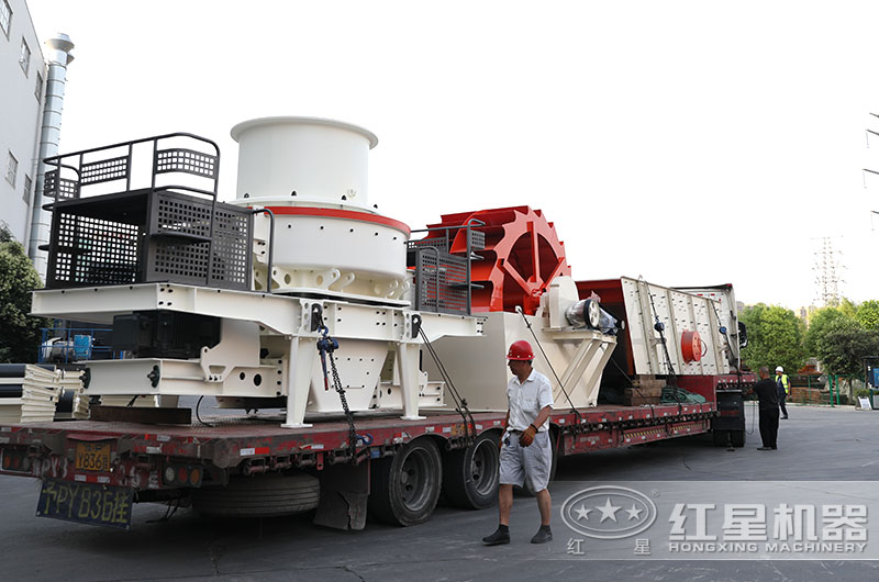 沖擊式破碎機設(shè)備發(fā)貨 沖擊式破碎機設(shè)備發(fā)貨