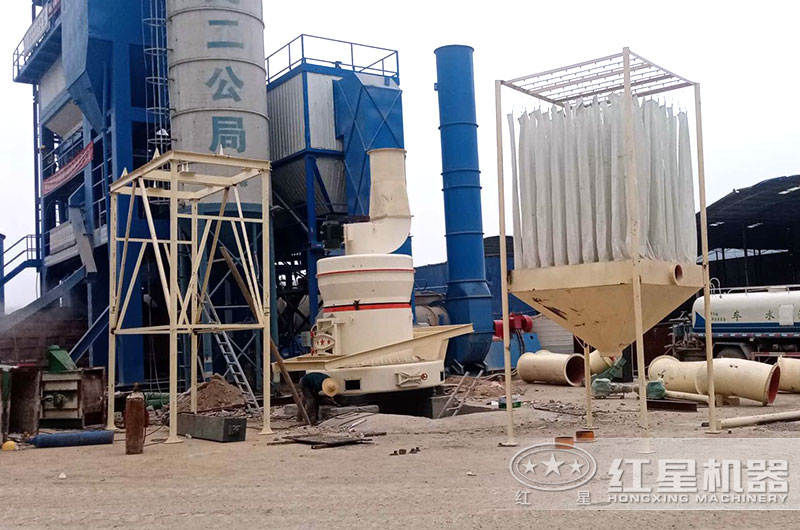 石膏粉生產(chǎn)現(xiàn)場圖片 石膏粉生產(chǎn)現(xiàn)場圖片