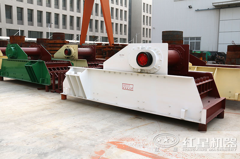 振動(dòng)給料機(jī) 振動(dòng)給料機(jī)