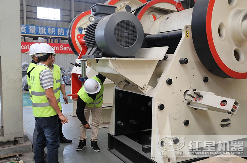 客戶到廠參觀、考察設(shè)備 客戶到廠參觀、考察設(shè)備