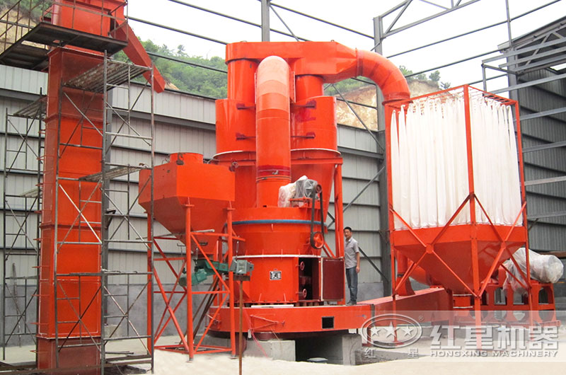 石膏磨粉生產現場 石膏磨粉生產現場