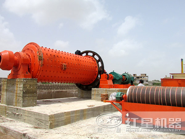 河南客戶球磨機生產現場圖片 河南客戶球磨機生產現場圖片