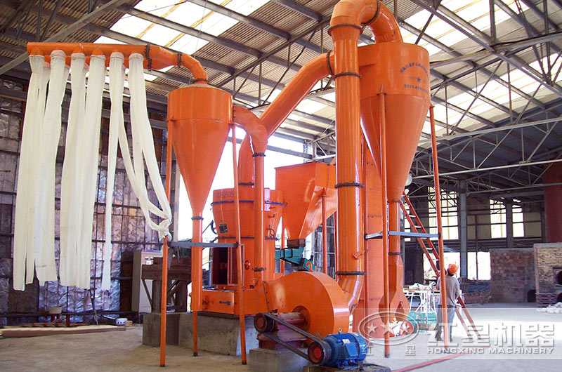 磨粉生產現(xiàn)場 磨粉生產現(xiàn)場