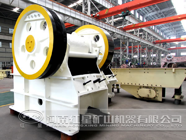 葉臘石顎式破碎機 葉臘石顎式破碎機