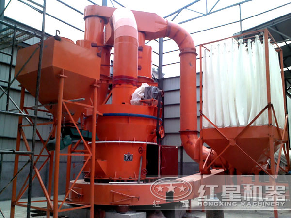 山西石英石磨粉廠用戶現場 山西石英石磨粉廠用戶現場