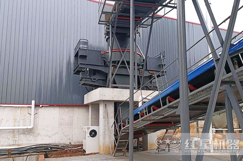 沖擊式制砂機作業現場 沖擊式制砂機作業現場