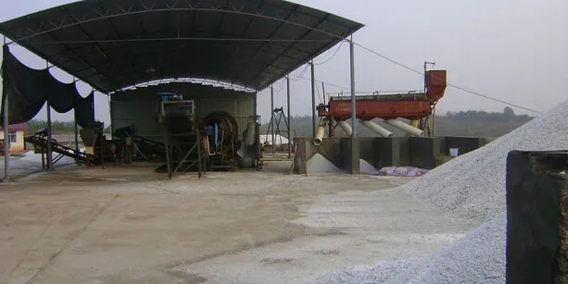 石英砂加工現場 石英砂加工現場