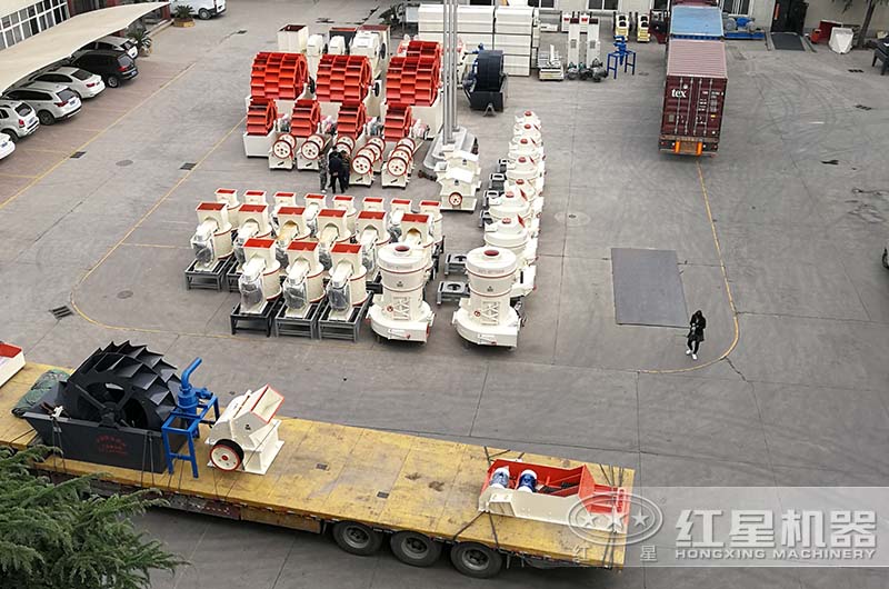 紅星錘破機裝車發(fā)貨現(xiàn)場 紅星錘破機裝車發(fā)貨現(xiàn)場