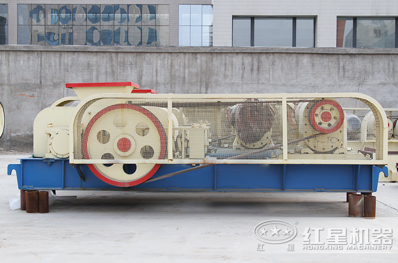 對(duì)輥破碎機(jī) 對(duì)輥破碎機(jī)