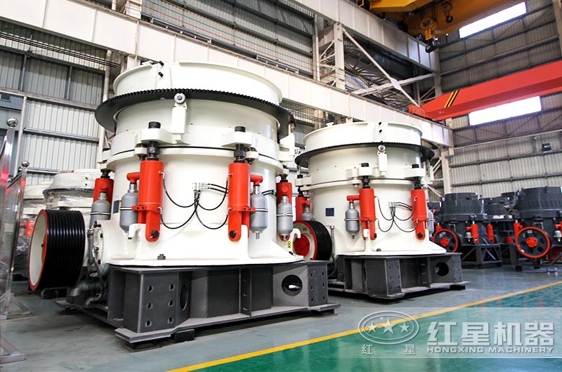 圓錐破碎機現場實拍圖 圓錐破碎機現場實拍圖