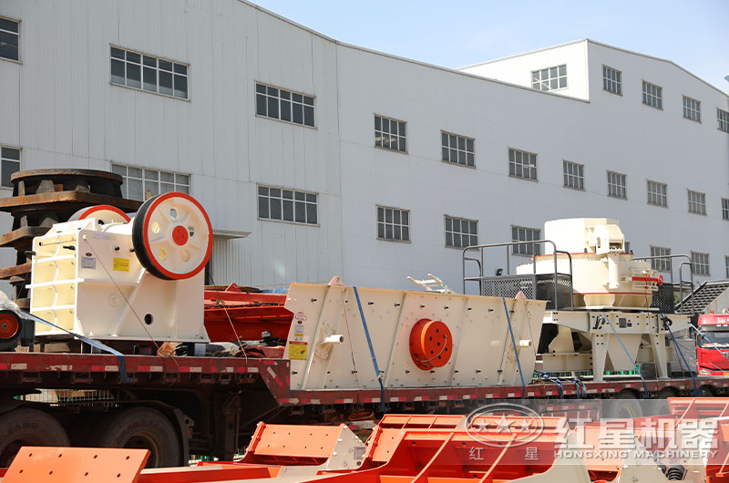 砂石設(shè)備發(fā)貨現(xiàn)場(chǎng) 砂石設(shè)備發(fā)貨現(xiàn)場(chǎng)