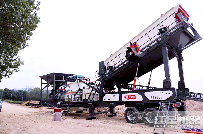 流動打砂一體機(jī)作業(yè)現(xiàn)場 流動打砂一體機(jī)作業(yè)現(xiàn)場