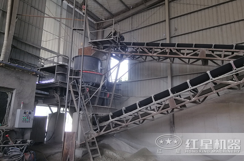 石頭碎石制砂現場 石頭碎石制砂現場